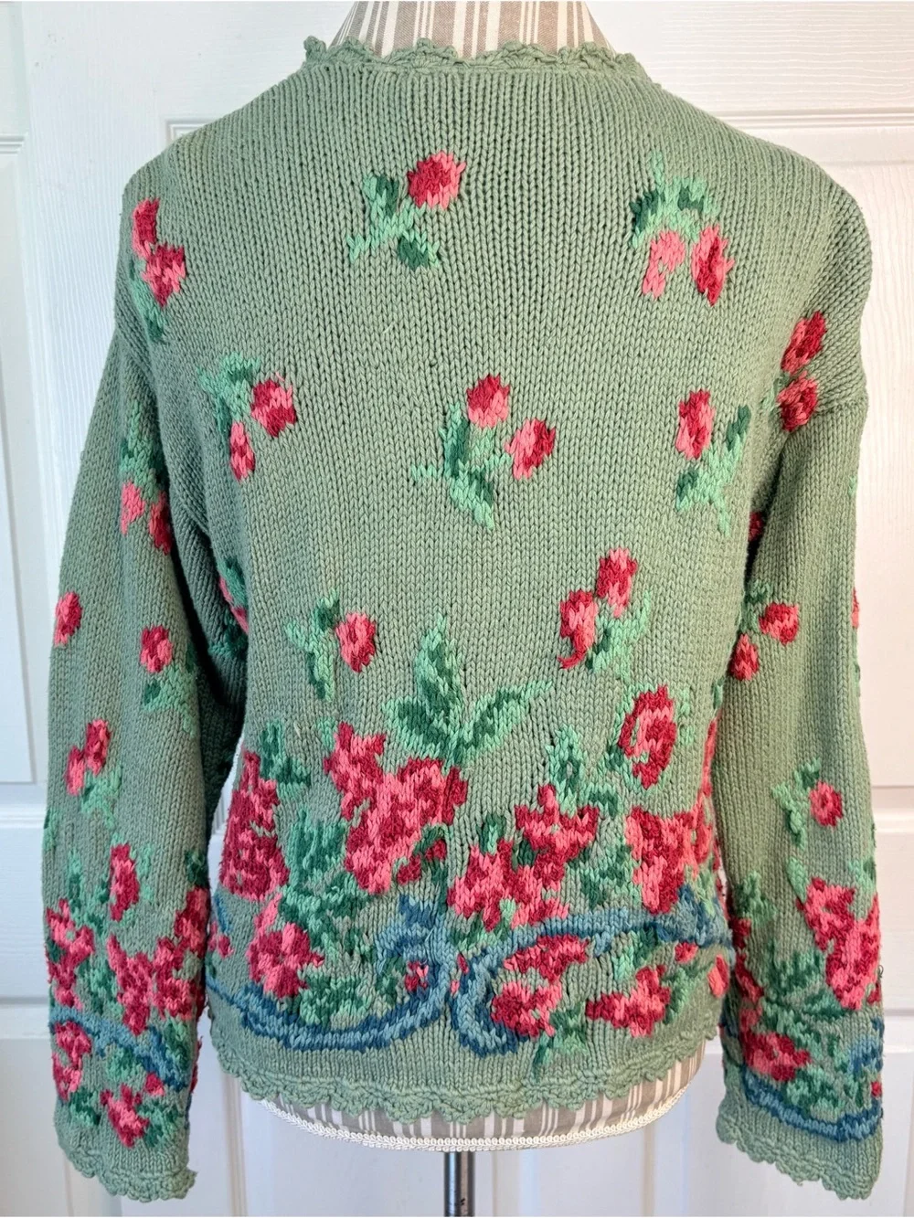 90s Liz Claiborne LizSport Hand Knit Sage Green Floral Cardigan Sweater Medium - Picture 5 of 8